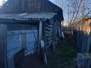 Дом 25 кв.м. и земельный участок 735 кв.м. в Кемеровской обл., р-н Мариинский, г Мариинск, ул Литейная, дом 9. Земельный участок (границы не установлены в соответствии с ЗК РФ), площадь 735 кв.м., назначение: поселений, кадастровый (условный) номер: 42:27:0101010:102 (граница земельного участка не…