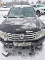 Renault Duster 2012 года, черный, пробег 404562 км, Волгоградская область, Суровикино. VIN X7LHSRH8547874325. Состояние неудовлетворительное, не на ходу, требуется капитальный ремонт двигателя.