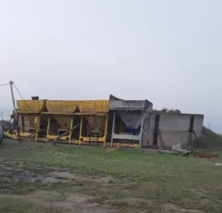 АБЗ в селе Солодники: земельный участок кадастровый номер 30:11:050110:50 площадью 34 380 кв.м по адресу Астраханская область, Черноярский район, село Солодники; арочное сооружение Ангар Солодники, 375 кадастровый номер 30:11:050110:257 площадью 405,7 кв.м по адресу Астраханская область…