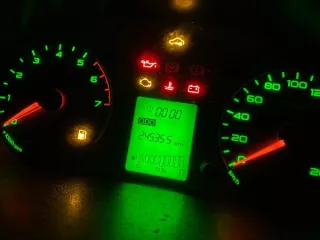 Высвобождаемое движимое военное имущество (автомобиль) Высвобождаемое движимое военное имущество, автомобиль: LADA GRANTA  VIN: XTA219010J0504915  (приложение №1) 
Год выпуска: 2017 
Мощность двигателя: 87 
VIN номер: XTA219010J0504915 
Объем двигателя: 1596 
Вид транспорта: легковой 
Марка: LADA…
