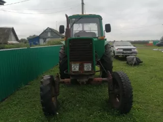 Транспортное средство - трактор Транспортное средство - трактор МТЗ - 80, год выпуска 1984, цвет кабины зеленый. 
