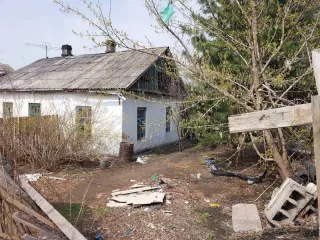 ½ доли в праве собственности на жилой дом, кадастровый номер 25:33:180112:1116, Приморский край, г. Партизанск, ул. Н.И. Белинского, д. 8, площадь 57.2 кв.м, дата государственной регистрации права 07.12.2017, основание: договор дарения недвижимого имущества от 02.12.2017, нотариально удостоверен…
