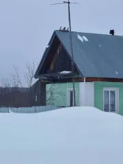 Дом 32 кв.м и участок 3500 кв.м, Томская область. Дом 32 кв.м. и земельный участок 3500 кв.м. в Томской обл. Земельный участок общей площадью 3 500 кв. м, кадастровый номер 70:07:0100026:175 с расположенным на нем жилым домом общей площадью 32 кв.м., кадастровый номер 70:07:0100026:619, по адресу…