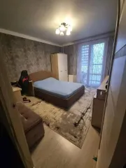 Квартира, состоящая из 2 (Двух) комнат общей площадью 56,0 кв.м., расположенная на 10 этаже 17-этажного дома, по адресу: город Москва, вн.тер.г. городской округ Троицк, проспект Нововатутинский, дом 14, квартира 44, кадастровый номер: 77:17:0140116:7956
