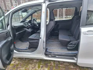 Toyota Noah, 2018 года, 152 лс, 148912 км, АКПП, транспортное средство марки модели TOYOTA NOAN, государственный регистрационный знак К070УР186, идентификационный номер (VIN): ZRR80-0441183, 2018 года выпуска, номер кузова: ZRR80-0441183, цвет серый
