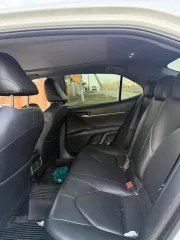 Toyota Camry 2022 года выпуска, VIN: LVGBC74K1NG615995