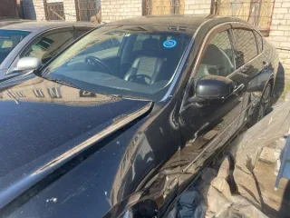 Лот №1 автомобиль "NISSAN FUGA" VIN - PY50-215610 Лот №1 автомобиль "NISSAN FUGA" VIN - PY50-215610, регистрационный номер 777DW A01 (республика Казахстан), 2005 г.в., с рабочим объемом двигателя 3490 куб.см, седан черного цвета, без ключей, имеются повреждения передней части капота, деформация…