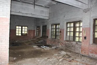 Шесть нежилых зданий общей площадью 1385,9 кв. м по адресу: Московская область, Спецлесхоз Учинский. Кадастровые номера: 50:13:0000000:20893, 50:13:0000000:20890, 50:13:0000000:20883, 50:13:0000000:20885, 50:13:0000000:20887, 50:13:0000000:20892. Общая площадь: 1385.9 кв. м. Количество этажей: 1…