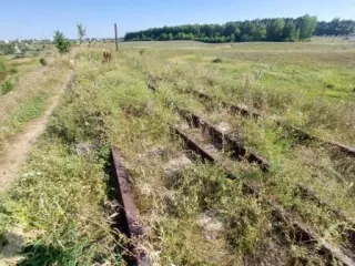 7 объектов конкурсной массы, имущественный комплекс по адресу: Чувашская Республика, г. Канаш, Ульяновское шоссе:  
1. Материальный склад кадастровый №21:11:240201:1986,  
2. Забор из железобетонных плит из железных листов с пятью воротами, протяженность 1572 п.м., кадастровый №21:11:000000:1287, …
