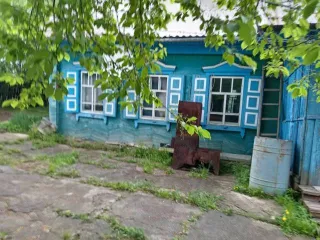 1/4 доли дома, 52.1 кв.м., Забайкальский край еще 1/4 доля дома в Забайкальском крае еще 1/4 в здании, площадь 52,1 кв.м., назначение: Жилое, количество этажей: 1, адрес (местонахождение): Россия, Забайкальский край, р-н. Тунгокоченский, пгт. Вершино-Дарасунский, ул. Транспортная, д. 67…