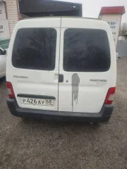 Peugeot Partner, 2010 года, 75 лс, 400000 км. Peugeot Partner, 2010 года, 75 лс, 400000 км. Легковой автомобиль, марка: ПЕЖО, модель: ПАРТНЕР, год изготовления: 2010, VIN: VF3GCKFWCAX510900, г/н: Р426АУ68. Находится в совместной собственности с супругом Абреевым Алексеем Анатольевичем.