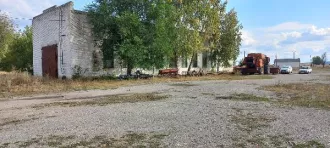 Здание комбайного бокса Здание комбайного бокса площадью 553,3 кв.м, кадастровый номер 73:07:070804:671, расположенное по адресу: Ульяновская область, Майнский район, с.Загоскино, ул.Колхозная, расположенное на земельном участке с кадастровым номером 73:07:070804:709, площадью 552 кв.м, категория…
