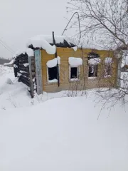 Дом 53,3 кв.м и участок 2900 кв.м, Архангельская область; Жилое здание, площадь: 53,3кв.м., кадастровый номер: 29:15:161503:288 и земельный участок, площадь: 2 900кв.м., категория земель: Земли населенных пунктов, разрешенное использование: Для ведения личного подсобного хозяйства, кадастровый…