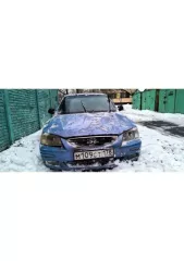 Автомобиль находится в технически неисправном состоянии, долгое время не эксплуатировался. Кузов покрыт ржавчиной. Ранее использовался в автошколе, имеет дублирующие педали газа, тормоза и сцепления на стороне пассажира. Не на ходу, требует ремонта.