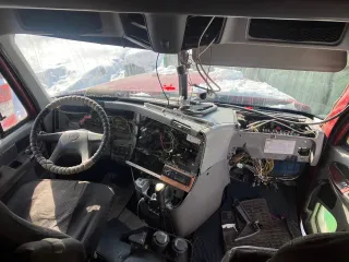 Грузовой автомобиль Freightliner ST120064ST 2005 года, VIN: 1FUJBBCK65LN52611, госномер: Р024ВУ27