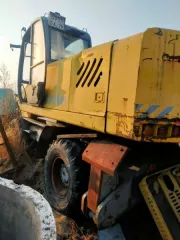Экскаватор колесный ЕК-18-20, 2008 года выпуска. Экскаватор колесный ЕК-18-20, 2008 года выпуска, государственный номер 5911ЕА79, заводской номер машины 3720(260), номер двигателя 358279, цвет серый, желтый, в нерабочем состоянии. Собственник - ГП ЕАО «Облэнергоремонт плюс». Регистрационный номер…
