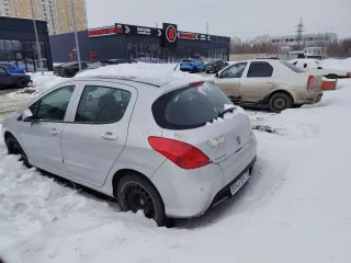 Pejo 308 2008 <p>Легковой комби (хэтчбек) ПЕЖО 308, 2008 г.в., VIN: VF34C5FWF55324781, цвет: Серебристый</p>