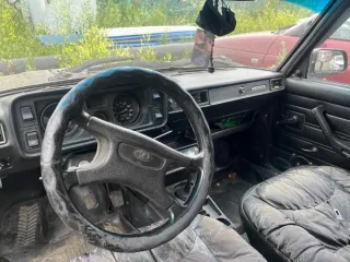 Автомобили ВАЗ 11186, ВАЗ 21103, ВАЗ 21061, ВАЗ 21053. Бывшие в употреблении, имеют внешние дефекты (коррозия кузова, механические повреждения и сколы). Документы и ключи отсутствуют. Покупатель самостоятельно получает информацию о нахождении реализуемого имущества в залоге, а также обременении…