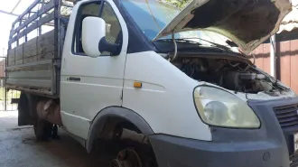 ГАЗ 3302, 2004 легковой автомобиль, марка: ГАЗ, модель: 3302, год изготовления: 2004, цвет: серебристый серо-зеленый, VIN: ХТН33020042016199, г/н: М425МС30. Особенности тех. состояния: коррозия по всему кузову, отсутствует навесное оборудование двигателя, двигатель разукомплектован, отсутствуют…