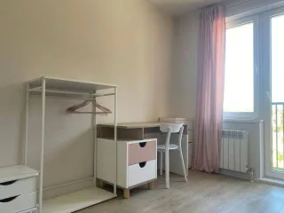 Жилое помещение 55.8 кв.м Владимирская область с кадастровым номером 33:07:000324:1068, общей площадью 55.8 кв.м., расположенное по адресу: Российская Федерация, Владимирская область, м.р-н Ковровский, с.п. Новосельское, р. Доброград, ул.Долголетия, д.1, к.1, кв.10. Находится в залоге у АО…