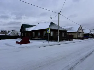 Административное здание редакции площадью 163,7 кв. м, одновременно с земельным участком площадью 543 кв. м. Адрес: Курганская область, Юргамышский муниципальный округ, р.п. Юргамыш, пер. Больничный, д. 2. Назначение: нежилое, количество этажей: 1, подземных этажей: 0. Кадастровый номер здания…