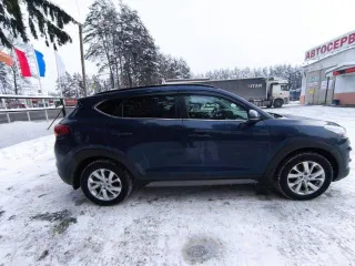 Hyundai Tucson 2020, 183 л.с., 92273 км, полный привод, АКПП. Марка, модель: HYUNDAI TUCSON, год выпуска 2020, VIN: XWEJ381BDM0002665, № двигателя: G4KJLA604704, № кузова: XWEJ381BDM0002665, цвет кузова: синий.