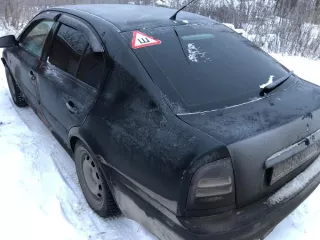 Транспортное средство "Škoda Octavia" (186) Транспортное средство "Škoda Octavia" гос.номер С186НН190, 2003 г.в.VIN :TMBBL41U842858139 Объём двигателя, куб. см - 1781. Мощность двигателя, л. с. - 150. Ключи и документы отсутствуют. Работоспособность не проверялась. 
Вид транспорта: Автомобиль 
Год…