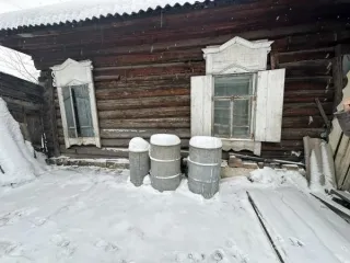 Жилой дом 29,7 кв.м Иркутская область Здание, назначение - жилой дом, площадью 29,7 кв.м, количество этажей: 1, в том числе подземных 0, кадастровый номер: 38:09:011704:1784, по адресу: Российская Федерация, Иркутская область, м.о. Киренский, г. Киренск, мкр. Мельничный, ул. Северная, д. 37/2. Вид…