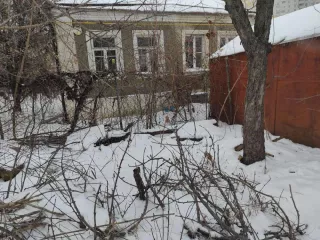 2/13 доля в праве на жилое здание, площадь: 79,3 кв.м., кадастровый номер: 36:34:0406006:65 и и право пользование земельным участком, площадь: 416 кв.м., категория земель: Земли населенных пунктов, разрешенное использование: Под строительство индивидуального жилого дома, кадастровый номер…