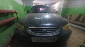 Hyundai Accent черный 2006 года, пробег 517596 км, VIN X7MCF41GP7A091154, передний привод.