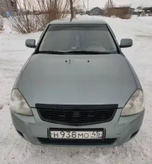 ВАЗ 217230, 2010 год, цвет: средний серо-зеленый мет., VIN: XTA217230A0125183, номер двигателя: 21126 2587664. Есть СТС и ПТС. Состояние: необходим капитальный ремонт двигателя, ходовой части и рулевой рейки, ремонт коробки передач, замена тормозных колодок, поврежден задний бампер, сколы и…