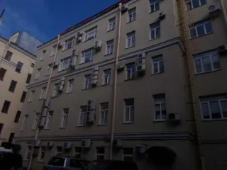 Право требования к Щеглову Андрею Анатольевичу о передаче материальных ценностей: GWH07AAA-K3NNA1A/O наружный блок Bora/Lyra R410, 2 шт. стоимостью 25 200 руб.; GWH07AAA-K3NNA2A/I внутренний блок Bora R410, 2 шт. стоимостью 15 200 руб.; GWH07AAB-K3DNA2A/1 внутренний блок Bora inverter R410, 1 шт…