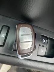 Hyundai Sonata 2018 Легковой автомобиль марки: HYUNDAI, модели: Sonata, год выпуска: 2018, идентификационный номер (VIN): XWEE341FBK000110 Ознакомление с имуществом производится с момента публикации сообщения о продаже имущества и до окончания приема заявок по предварительной записи по телефону…