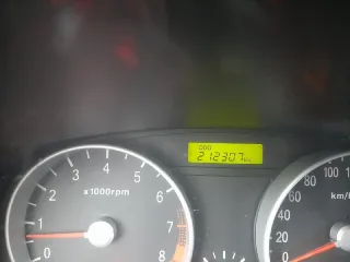 HYUNDAI Verna 2007. Автомобиль марки HYUNDAI модель Verna 2007 г.в. VIN-номер NLHCM41AP7Z062305. Ознакомиться с имуществом можно по месту его нахождения после предварительного согласования +7(963)-05-00-666, vvpischalnikov@gmail.com). Место осмотра имущества - г. Екатеринбург.