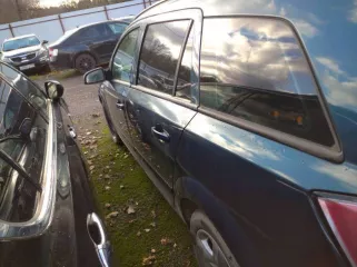 Автомобиль   Opel Astra  Год выпуска – 2007  VIN номер: W0L0AHL3582045580 Является предметом залога АО КБ  ЛОКО Банк