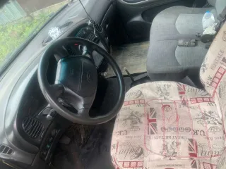 Hyundai H-1 2006. Легковой универсал Hyundai H-1 2.5 LWB, год выпуска: 2006, VIN: KMJWWH7HP7U793672, гос. номер: К383МС142, цвет: Темно-синий, тип двигателя: Дизельный, экологический класс: Третий, организация-изготовитель (страна): Hyundai Motor Company (Республика Корея). Автомобиль в залоге у…