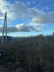 Земельный участок 55960 +/- 2069 кв.м, кад. № 58:08:0090602:45. Местоположение установлено относительно ориентира, расположенного за пределами участка. Ориентир — каменное здание. Участок находится примерно в 970 м от ориентира по направлению на юго-запад. Почтовый адрес ориентира: Пензенская обл…