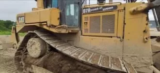 Экскаватор гусеничный Hyundai R300LC-9SH, заводской номер HHKHZ808LE0000183, 2014 год выпуска, госномер 58 УЕ 9248 (63 СВ 9366). Экскаватор гусеничный Hyundai R300LC-9S, заводской номер HHKHZ810LE0001178, 2014 год выпуска, госномер 58 УЕ 9241 (63 СВ 9362). Трактор ДТ-75 ДЕРС2 с буровой установкой…