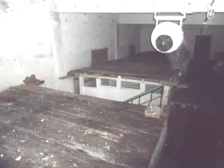 Нежилое здание - молочный павильон, площадью 372,3 кв. м., кадастровый номер: 74:08:4702024:464, адрес: Челябинская область, г. Карталы, пер. Дзержинского, д. 9г. Ознакомление с имуществом осуществляется по заявке по тел. 89048159915 или эл. адресу: chesaserg@@mail.ru.