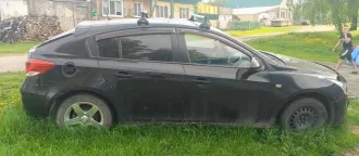 Chevrolet Cruze 2012 года выпуска, vin XUFJA686JD3012887. Ознакомление с предметом торгов и документацией по телефону +79138423222 в рабочие дни после согласования. Место ознакомления: Томская область.