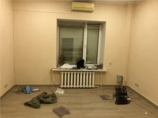 Нежилое помещение общей площадью 196,4 кв. м, кадастровый номер: 02:55:010541:1571, расположенное по адресу: Республика Башкортостан, г. Уфа, Советский район, ул. Ленина, д. 97 на цокольном этаже жилого здания. Основные средства (ТМЦ) в количестве 2 единиц: Посудомоечная машина Hjalpsam IKEA…