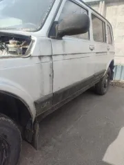 LADA 213100, 2011 Высвобождаемое движимое военное имущество (автотранспортное средство) Перечень и характеристика имущества указаны в Приложении №1 к информационному сообщению Пробег: 148302 Вид транспорта: легковой Объем двигателя: 1690 Год выпуска: 2011 Мощность двигателя: 80.9 (59.5) VIN номер…