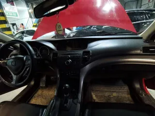 Honda Accord, 2008 года, 201 лс, 300000 км еще Легковой автомобиль: HONDA ACCORD, год изготовления: 2008, легковой седан, г/н: Е835РР186, цвет: красный, VIN: JHMCU26609C209346, ПТС 54 НТ 829469, СТС 99 58 795077 (Авто не на ходу)