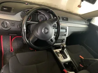 VOLKSWAGEN PASSAT, 2010 года выпуска, VIN: XW8ZZZ3CZAG006295 (в залоге ПАО "БыстроБанк")
