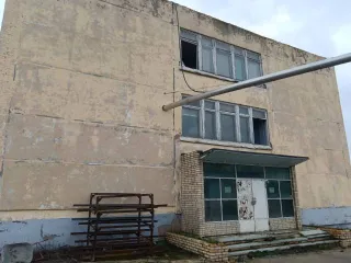 Земельный участок 60638 кв.м, гараж 556,5 кв.м, здание пристройка 387 кв.м, административно-бытовой корпус 734,5 кв.м, трубный цех 2044,5 кв.м, Саратовская область. 64:40:041602:2 Земельный участок, категория земель – земли населенных пунктов, вид разрешенного использования – предназначенные для…