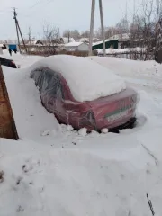 Lada Kalina, 2010 года, 81 лс, 230000 км, транспортное средство — легковой автомобиль ВАЗ 111830, 2010 года выпуска, VIN XTA111830A0220069, цвет кузова — серебристо-красный.