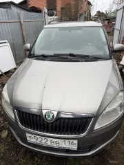 Skoda Fabia 2011, автомобиль марки Skoda модель Fabia 2011 года выпуска, VIN TMBJH45J5C3103732, адрес стоянки имущества: Республика Татарстан, г. Казань, ул. Ленина, д. 66, сотрудник стоянки, обеспечивающий показ ТС: Фаррух, тел 89600402077.