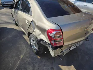 Chevrolet Cobalt, 2014 года, 106 лс, 174091 км, легковой автомобиль, марки CHEVROLET модели COBALT, 2014 года выпуска, VIN: XWBJA69VJEA10677. Имущество находится в залоге у ПАО Сбербанк.