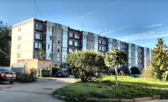 Квартира, площадь - 71, 80 кв. м, кадастровый номер - 47:28:0000000:2506, условный номер - 47-33-1/1998-7642, номер регистрации права - 47:28:0000000:2506-47/026/2020-2
Расположенная по адресу 188560, Ленинградская область, город Сланцы, пер. Почтовый, д.13, кв.51