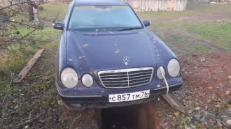 Mercedes-Benz E-Class, 1999 года, 170 лс, 500000 км. Легковой автомобиль Мерседес Бенц Е240 1999 года выпуска VIN WDB2100611B019827 регистрационный номер С857ТМ76.